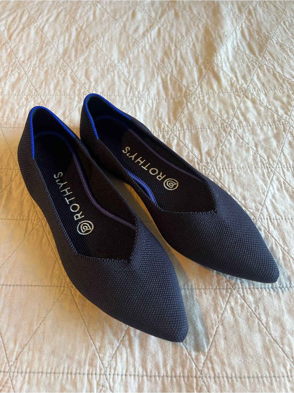 Rothy's The Point Maritime Navy Blue Knit Pointed Toe Flats W7.5